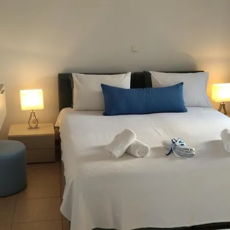 Atrium Guest house Fira (Santorini)