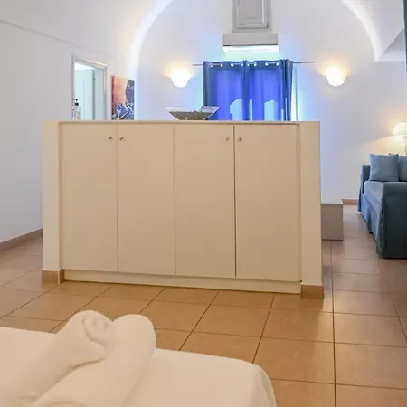 Atrium Guest house 3*