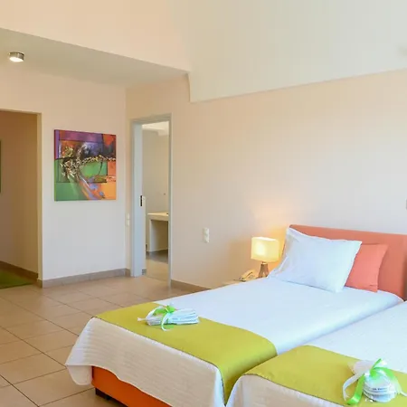 Atrium 3*