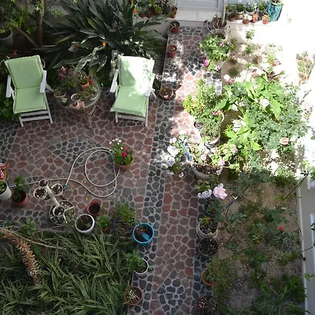 Guest house Atrium
